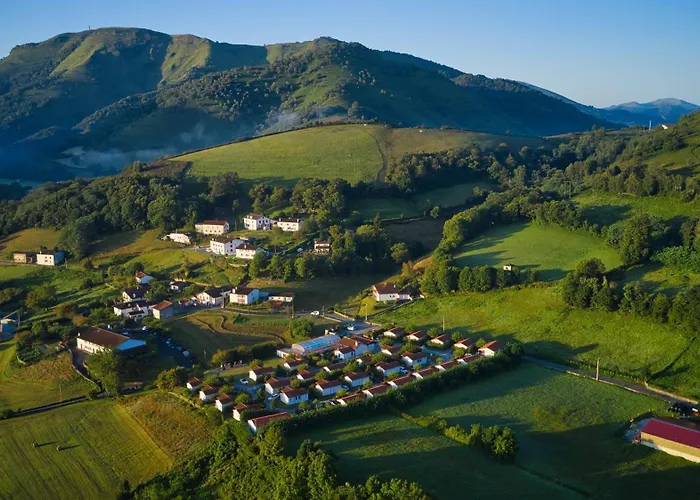 Domaine Chalets Larlapean