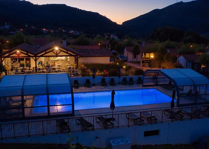 Domaine Chalets Larlapean