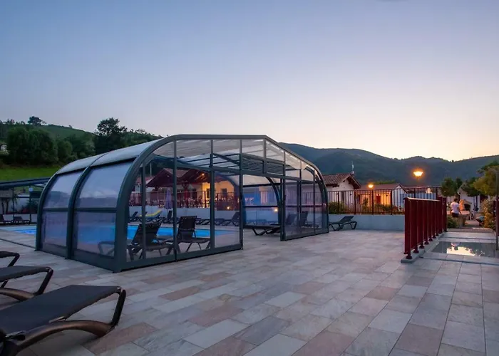 Domaine Chalets Larlapean
