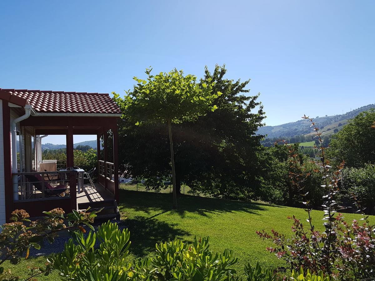 Campingplatz Domaine Larlapean Saint-Martin-dʼArrossa