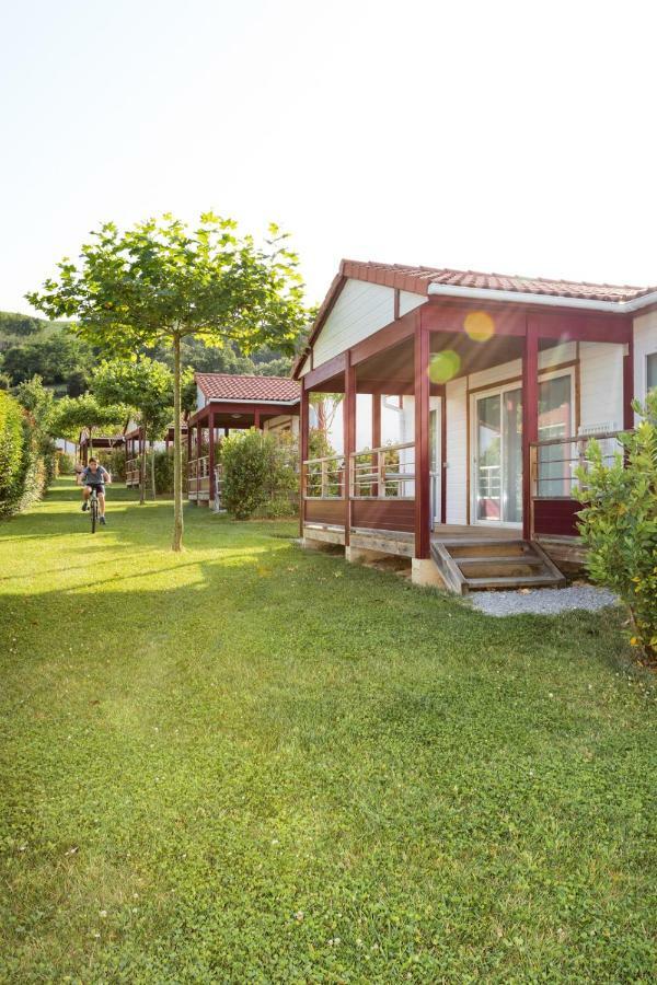 Domaine Larlapean 3*